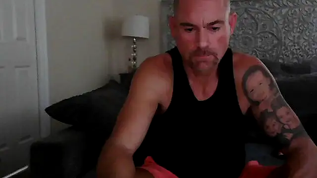 Snapshot of MISTERANDDEMI chatting on May 10, 2026, 12:58 am MISTERANDDEMI online show from May 10, 2026, 12:58 am