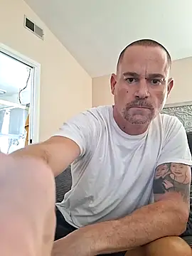 MISTERANDDEMI online show from March 27, 2026, 9:05 pm