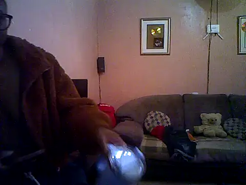 QUEENSasha27 online show from January 10, 2026, 9:15 am