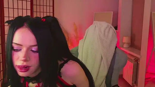 Dark Diva online show from April 8, 2026, 9:49 pm