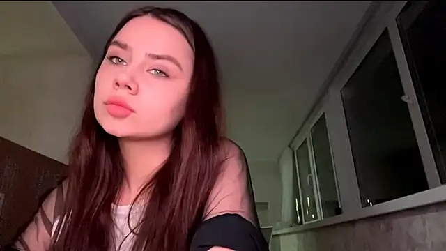 Snapshot of MiloyNoir chatting on January 6, 2026, 5:06 pm MiloyNoir online show from January 6, 2026, 5:06 pm