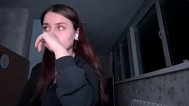 Snapshot of MiloyNoir chatting on January 9, 2026, 6:48 pm MiloyNoir online show from January 9, 2026, 6:48 pm