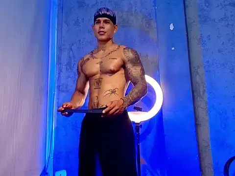 oruz stud online show from March 7, 2026, 1:38 pm