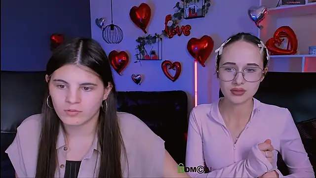 lizzie boom  online show from February 28, 2026, 8:41 pm