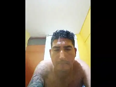 Yrresistible666 online show from March 12, 2026, 2:39 am