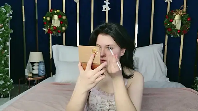 Milana Cold online show from January 7, 2026, 5:34 am