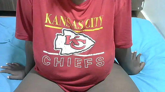 Snapshot of HoneyExtasyXo_ chatting on February 2, 2026, 2:38 pm HoneyExtasyXo online show from February 2, 2026, 2:38 pm