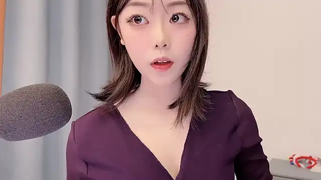 smalldaisy online show from March 28, 2026, 2:34 am