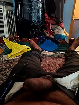 Snapshot of sanjaylove-sex chatting on January 14, 2026, 8:18 am sanjaylove-sex online show from January 14, 2026, 8:18 am