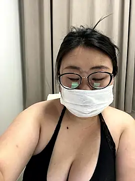 yauo-ees online show from January 8, 2026, 1:28 pm