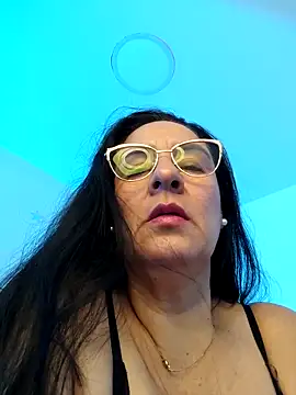 KiaraFoster online show from March 27, 2026, 11:11 am