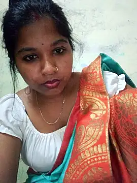 Snapshot of Eashita_01 chatting on December 21, 2025, 6:09 pm Eashita 01 online show from December 21, 2025, 6:09 pm