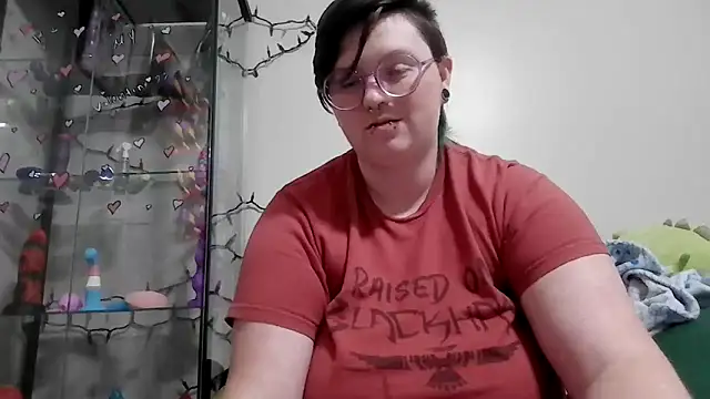 Pupghostt online show from February 9, 2026, 6:17 pm