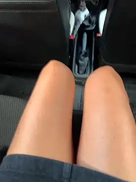 Snapshot of bety13 chatting on February 24, 2026, 9:32 am bety13 online show from February 24, 2026, 9:32 am