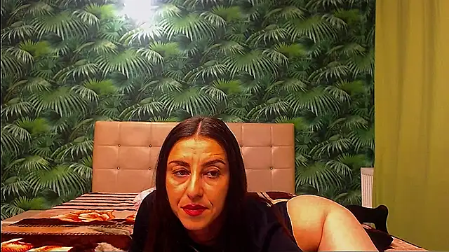 Snapshot of Stella_John chatting on December 2, 2025, 5:53 am Stella John online show from December 2, 2025, 5:53 am