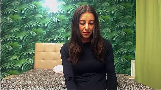 Snapshot of Stella_John chatting on November 30, 2025, 6:58 am Stella John online show from November 30, 2025, 6:58 am