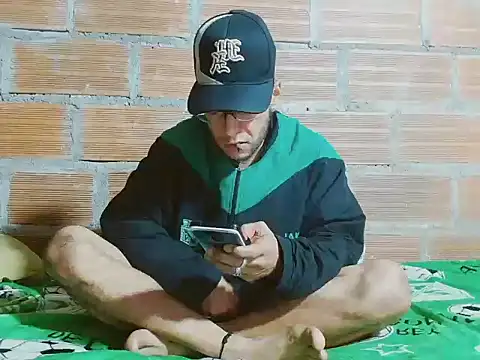 Snapshot of Alphamaster_92 chatting on February 6, 2026, 10:00 am Alphamaster 92 online show from February 6, 2026, 10:00 am