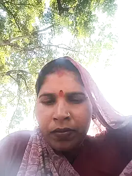 Snapshot of Rakhi_cut chatting on December 23, 2025, 6:45 am Rakhi cut online show from December 23, 2025, 6:45 am