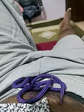 hydhunk26 online show from February 4, 2026, 5:52 pm