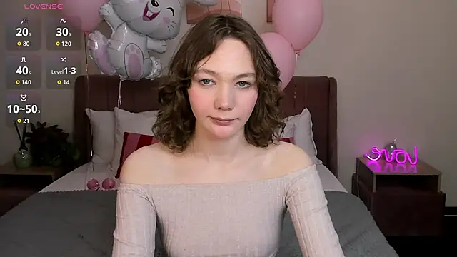 NovaEva  online show from April 4, 2026, 12:06 am