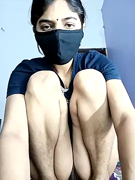 Curvy Kavya online show from February 19, 2026, 7:38 am