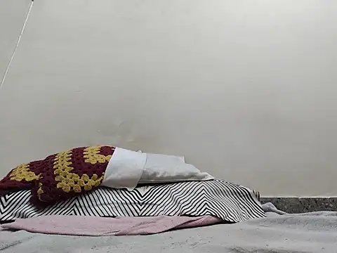 thelonewolf36 online show from April 7, 2026, 6:32 pm