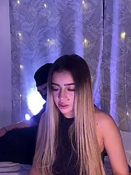 cute emmma online show from January 17, 2026, 5:33 am