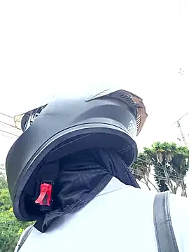 Snapshot of Ema_Rose_ chatting on February 8, 2026, 5:32 pm Ema Rose online show from February 8, 2026, 5:32 pm