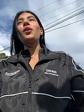 Ema Rose  online show from April 2, 2026, 9:21 pm