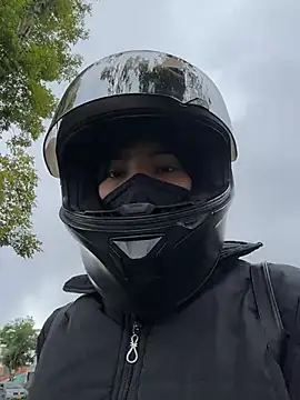 Snapshot of Ema_Rose_ chatting on February 25, 2026, 5:35 pm Ema Rose online show from February 25, 2026, 5:35 pm