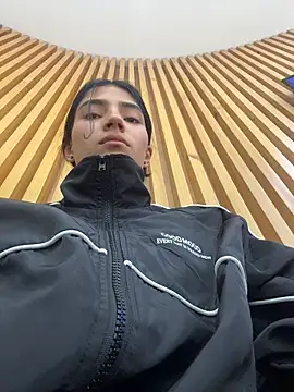 Ema Rose  online show from April 16, 2026, 9:50 pm