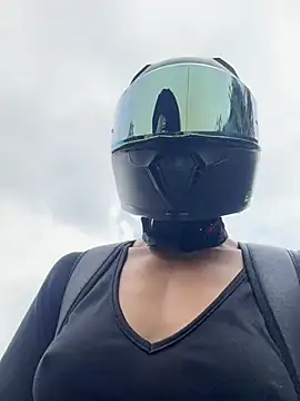 Ema Rose  online show from March 25, 2026, 7:46 pm