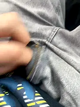 Snapshot of akindrv1 chatting on December 21, 2025, 12:29 pm akindrv1 online show from December 21, 2025, 12:29 pm