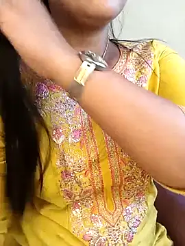 Deshi bhabhi143 online show from April 13, 2026, 7:12 am