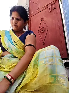 Kashish Love143 online show from April 17, 2026, 3:42 am