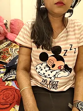 sexy-mahi  online show from February 24, 2026, 9:26 pm