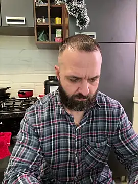 Snapshot of DamonSalvatore2 chatting on January 14, 2026, 9:02 am DamonSalvatore2 online show from January 14, 2026, 9:02 am