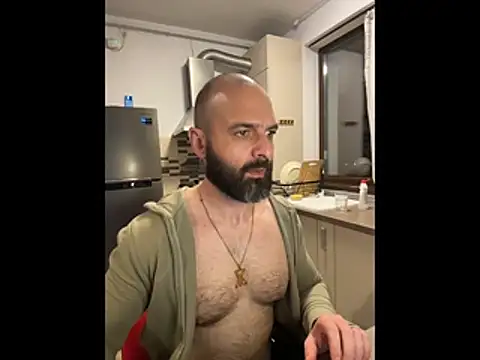 DamonSalvatore2 online show from April 10, 2026, 8:05 pm