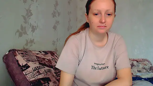 Snapshot of CrystallAngel chatting on February 1, 2026, 11:30 am CrystallAngel online show from February 1, 2026, 11:30 am