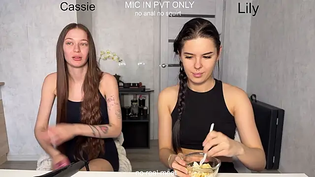 Snapshot of girls_secrets chatting on February 9, 2026, 10:35 am girls secrets online show from February 9, 2026, 10:35 am