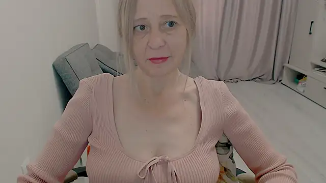 MiLenaMilf online show from October 31, 2025, 5:04 am