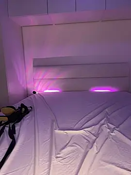 SugarLily24 online show from June 13, 2026, 9:57 pm