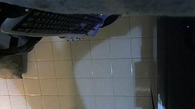 goldenstrips295 online show from March 22, 2026, 9:05 pm