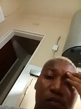 goldenstrips295 online show from January 10, 2026, 4:02 pm