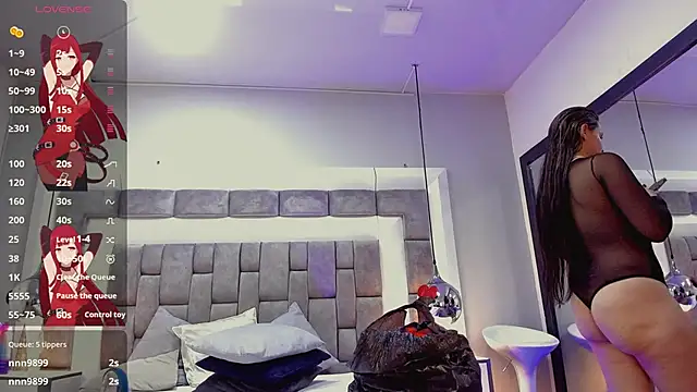 ElenaWatsonn online show from March 11, 2026, 8:03 pm