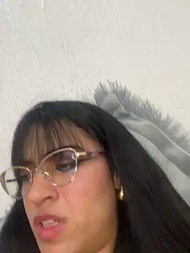 ValentinaEvanz online show from March 8, 2026, 2:04 am