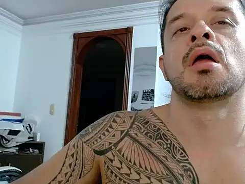 gonzzohunterr online show from March 14, 2026, 7:36 am