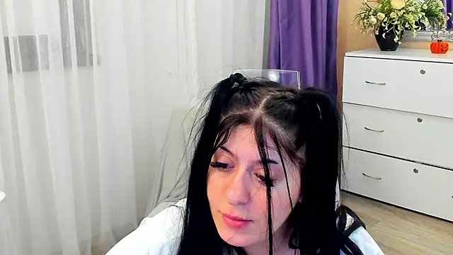 NayaNoirX online show from March 23, 2026, 5:07 am