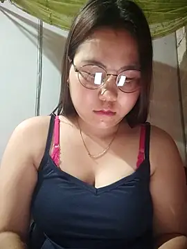 Snapshot of Leeza_123 chatting on February 4, 2026, 10:10 am Leeza 123 online show from February 4, 2026, 10:10 am