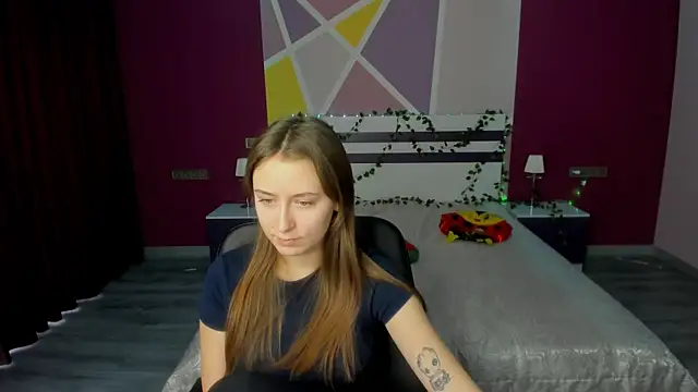 SerenityWild online show from January 13, 2026, 6:28 am